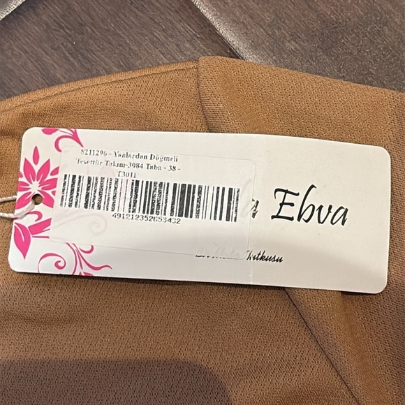 Long sleeve long tunic blouse with side shining button buttons- size medium/38 - Picture 4 of 5